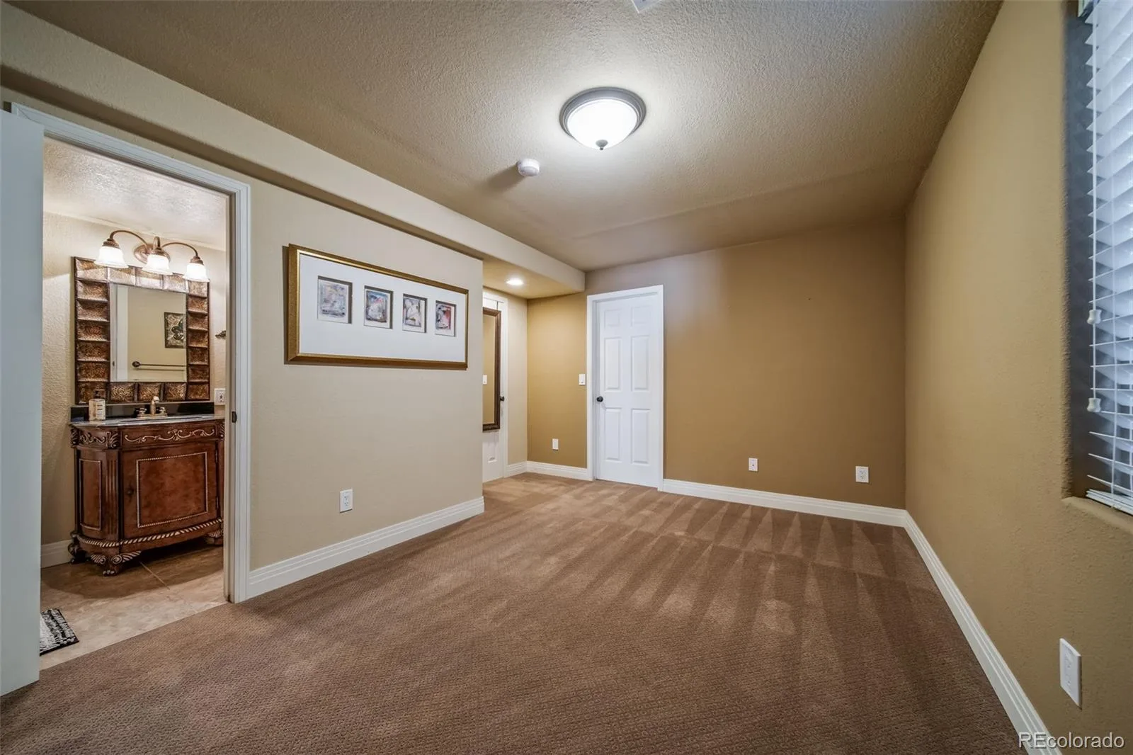 19676 E Pinewood Drive Aurora CO 80016 MLS #REC8874993 06082026210748 1600 25