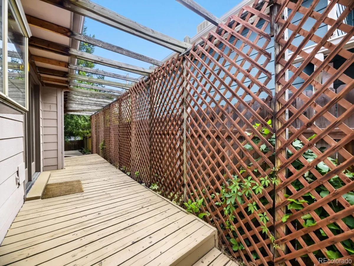 7000 W Yale Avenue Denver CO 80227 MLS #REC8877896 06122026204642 1200 27