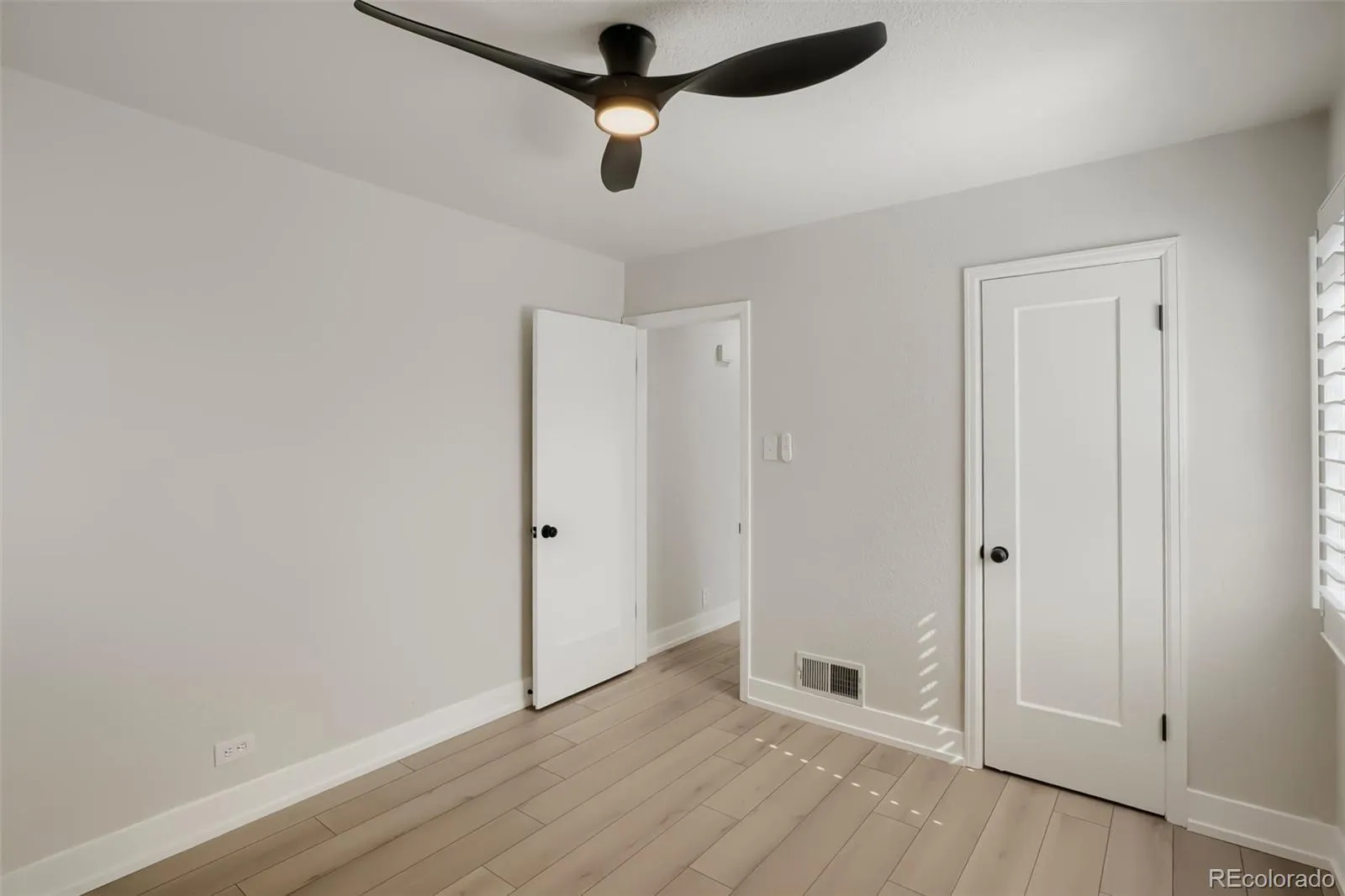 1558 Spruce Street Denver CO 80220 MLS #REC8878026 05152026211808 1600 17