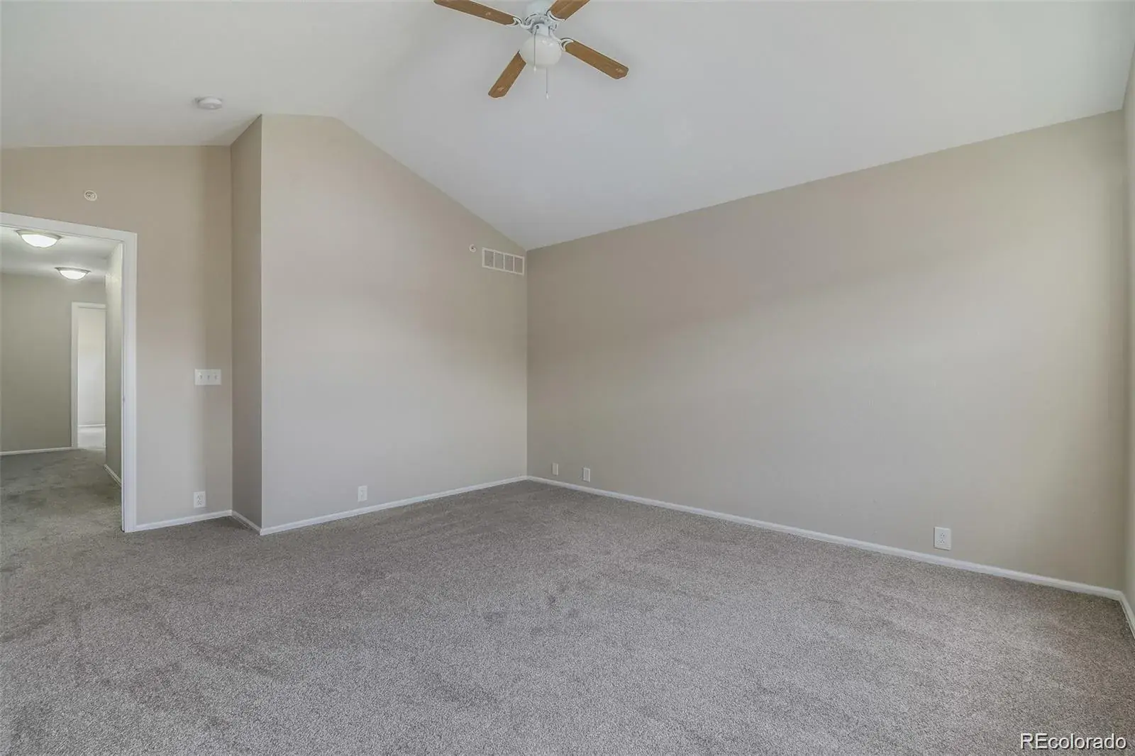 9758 Laredo Street #30E Commerce City CO 80022 MLS #REC8878125 09182025155201 1600 16