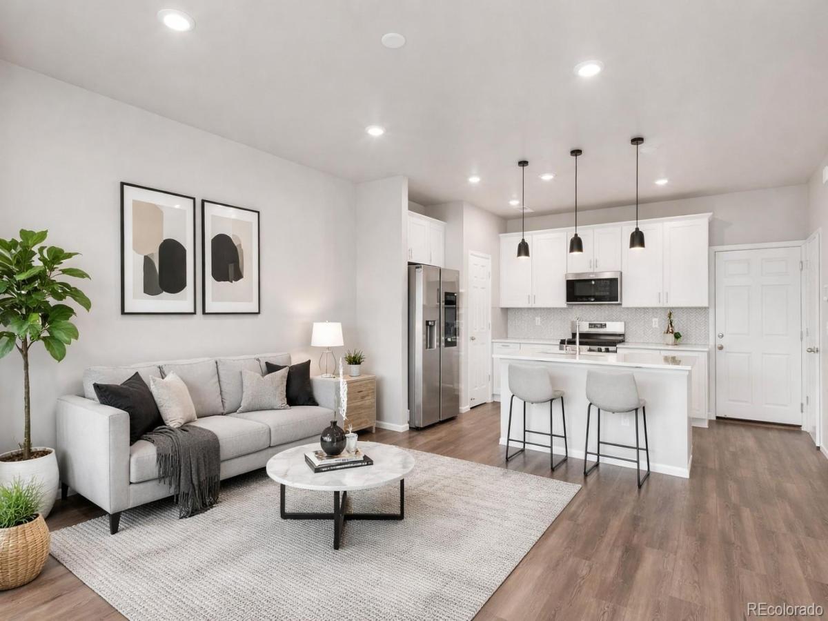 11424 W Belleview Drive Littleton CO 80127 | MLS #REC8878794 MLS #REC8878794 image #0