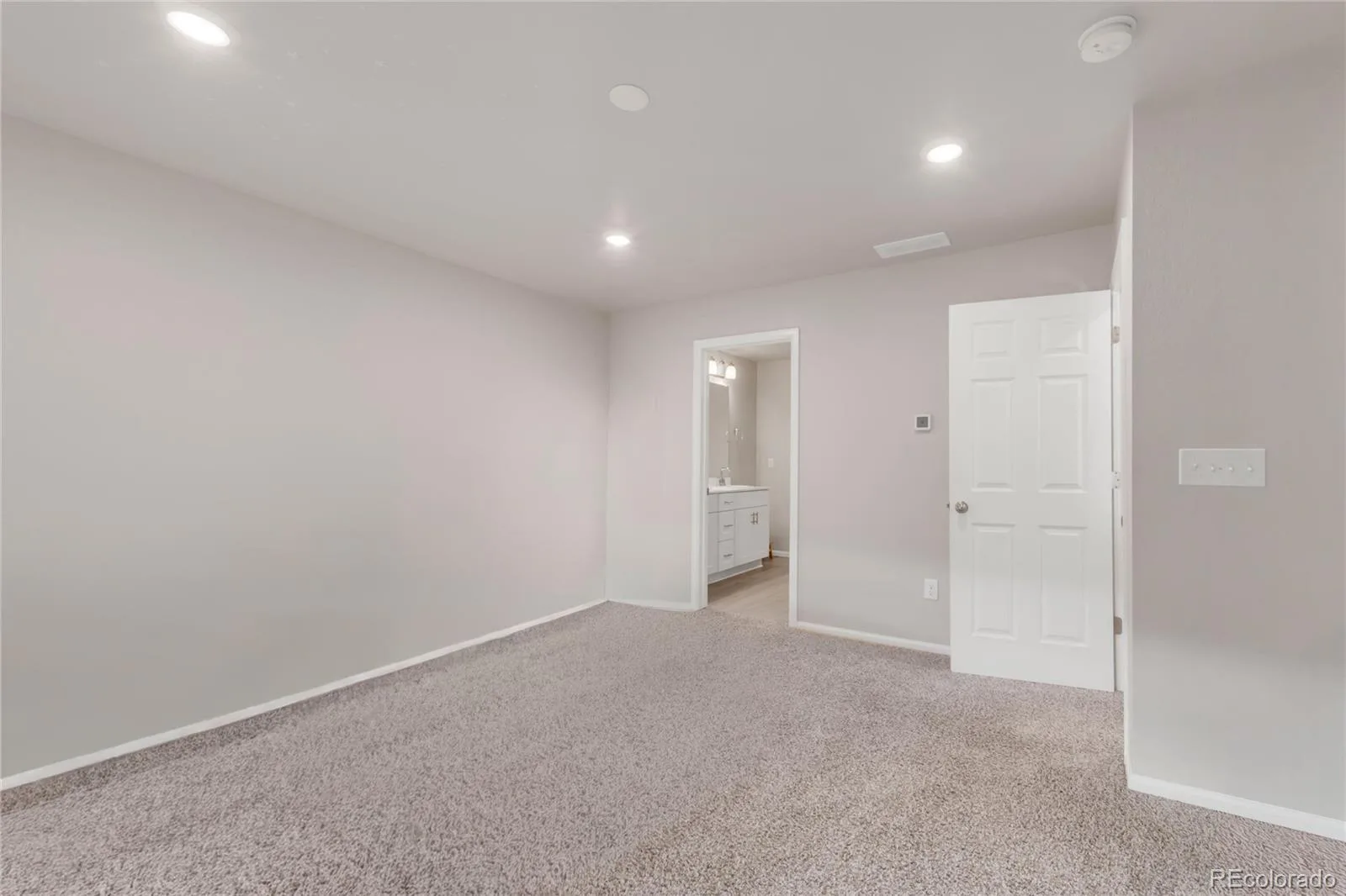 11424 W Belleview Drive Littleton CO 80127 | MLS #REC8878794 06202026001204 1600 16