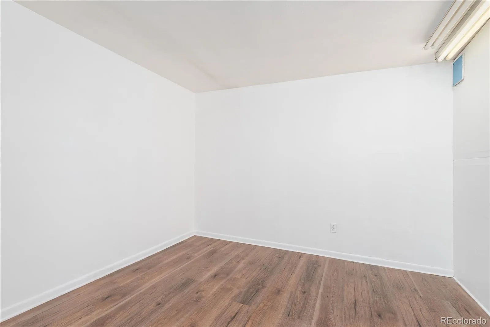 465 S Eliot Street Denver CO 80219 MLS #REC8879013 06112026204827 1600 25
