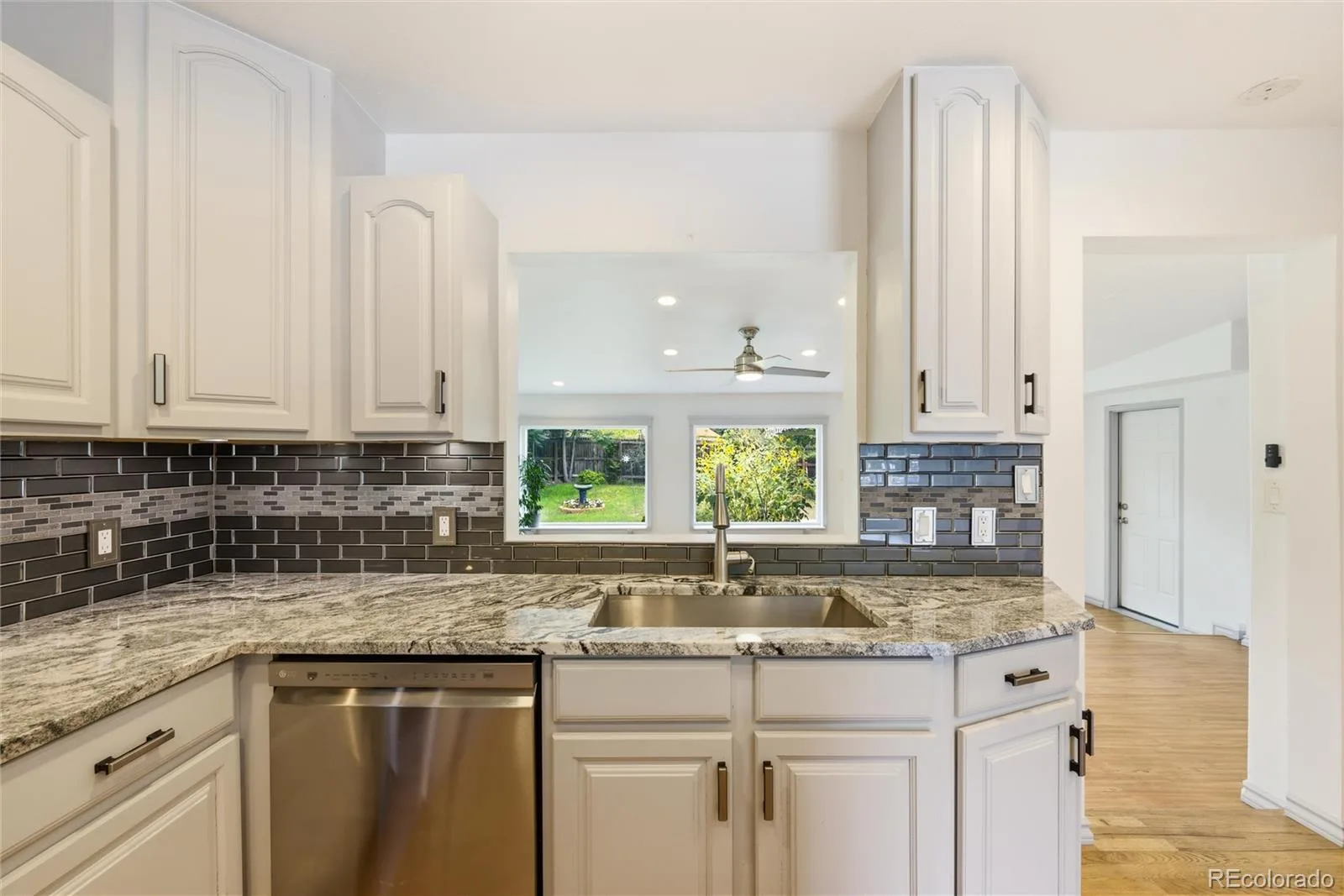 479 S Harlan Street Lakewood CO 80226 | MLS #REC8880130 08172026120542 1600 11