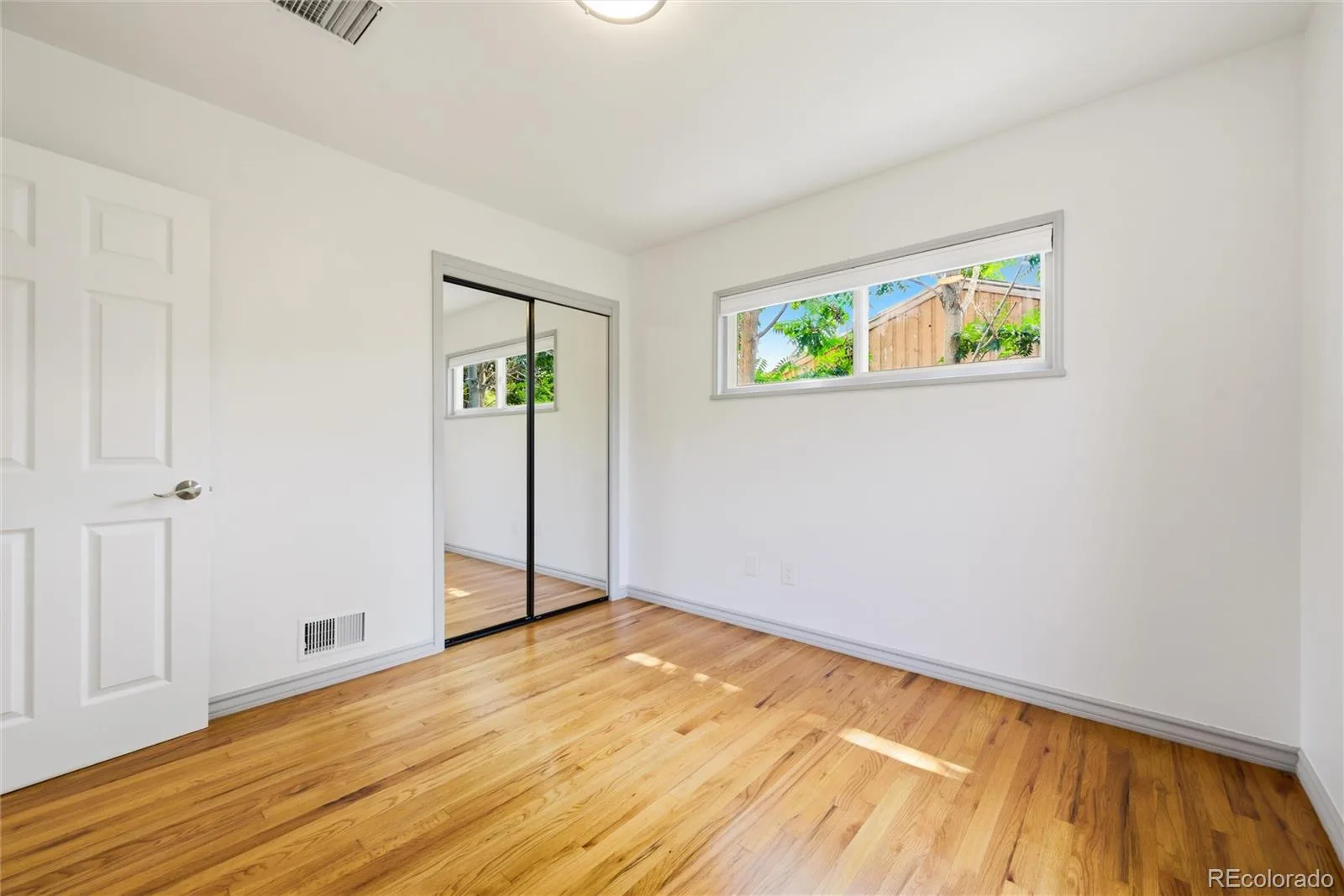 479 S Harlan Street Lakewood CO 80226 | MLS #REC8880130 08172026120542 1600 27