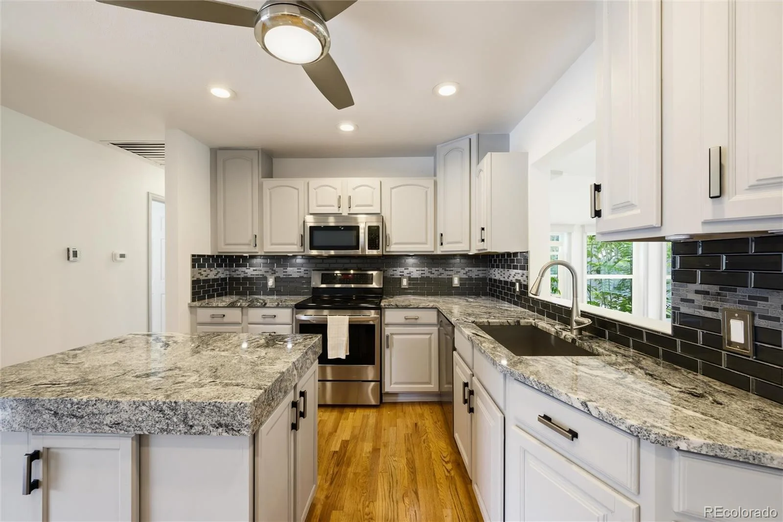 479 S Harlan Street Lakewood CO 80226 | MLS #REC8880130 08172026120542 1600 9