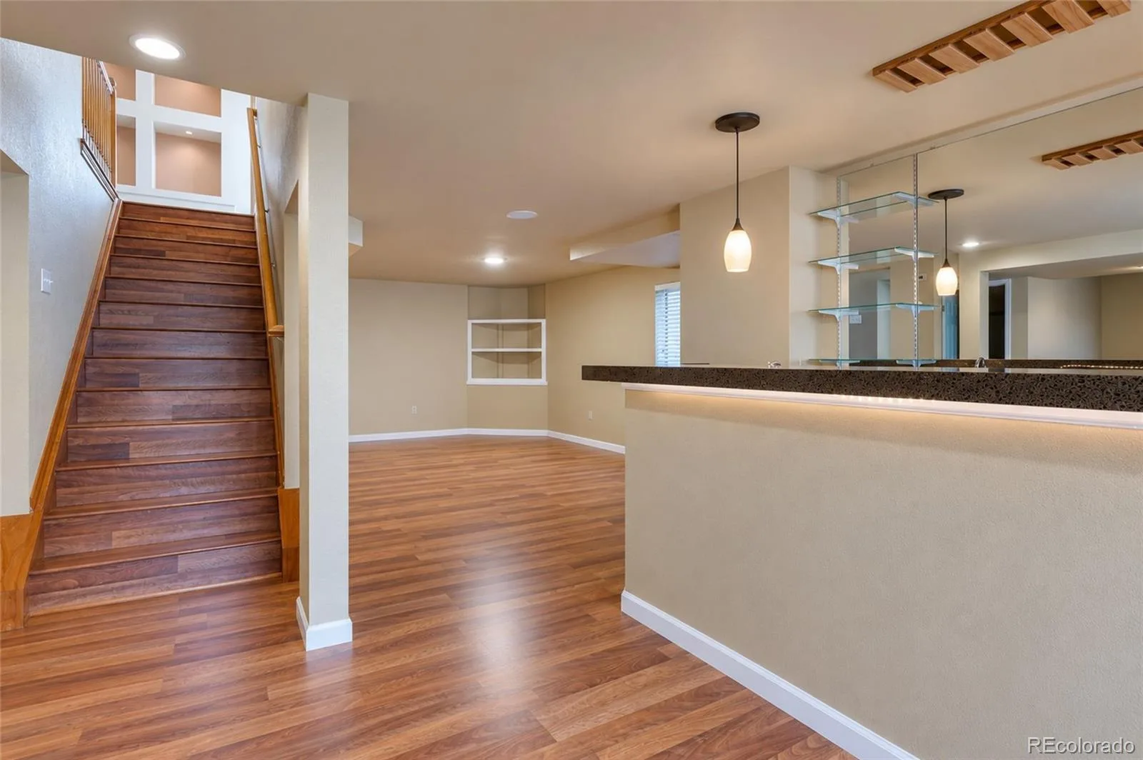 355 Peregrine Circle Broomfield CO 80020 | MLS #REC8881698 07242026213730 1600 33