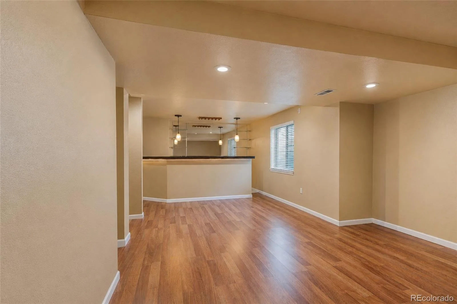 355 Peregrine Circle Broomfield CO 80020 | MLS #REC8881698 07242026213730 1600 35