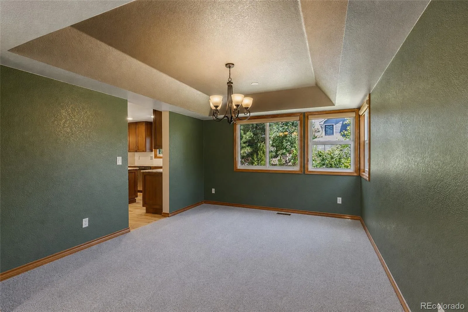 355 Peregrine Circle Broomfield CO 80020 | MLS #REC8881698 07242026213730 1600 8
