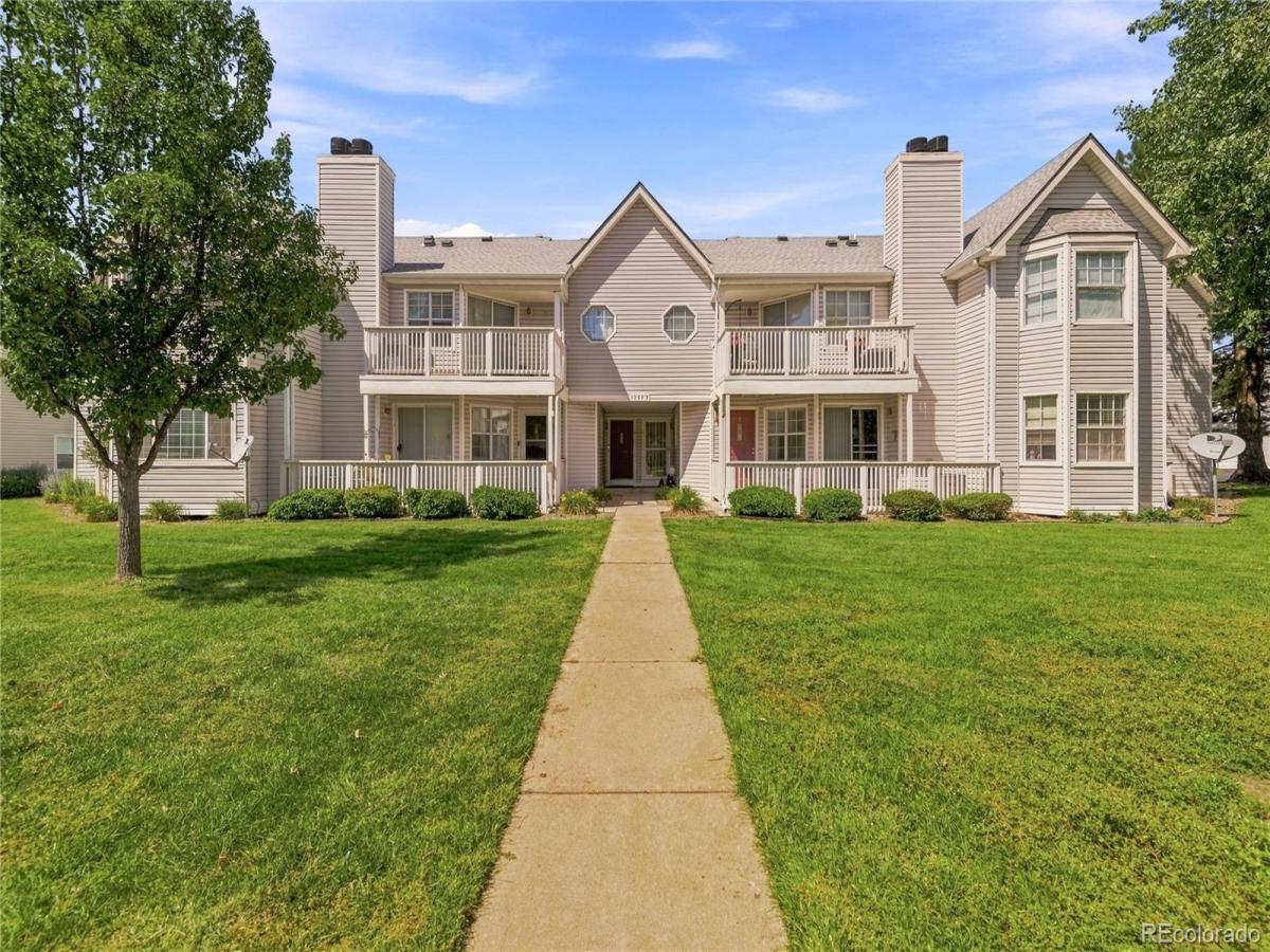 12573 E Pacific Circle #E Aurora CO 80014 | MLS #REC8881850 MLS #REC8881850 image #0