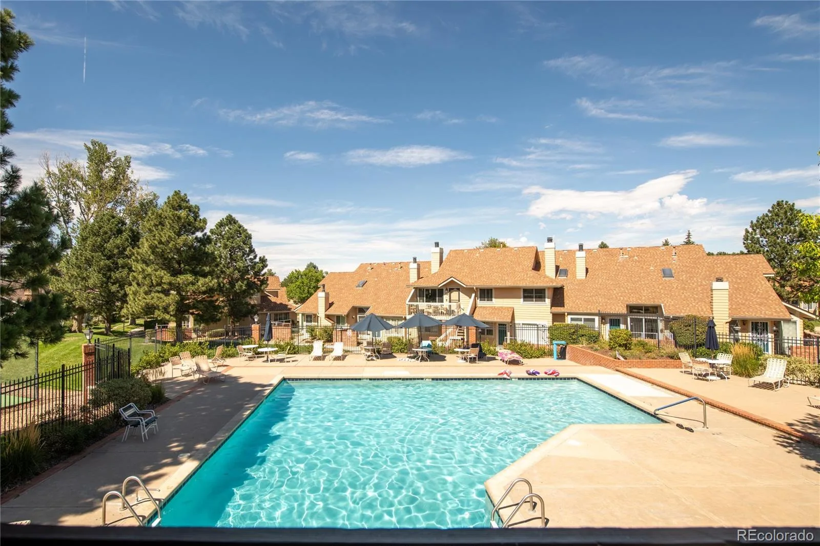 12573 E Pacific Circle #E Aurora CO 80014 | MLS #REC8881850 09132026005539 1600 18