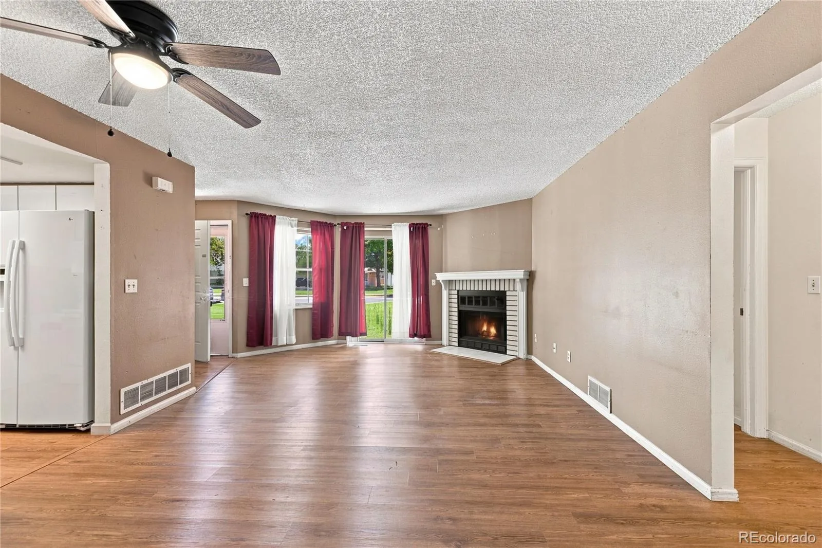 12573 E Pacific Circle #E Aurora CO 80014 | MLS #REC8881850 09132026005539 1600 5