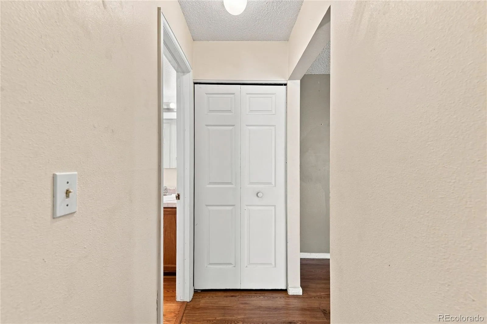 12573 E Pacific Circle #E Aurora CO 80014 | MLS #REC8881850 09132026005539 1600 9