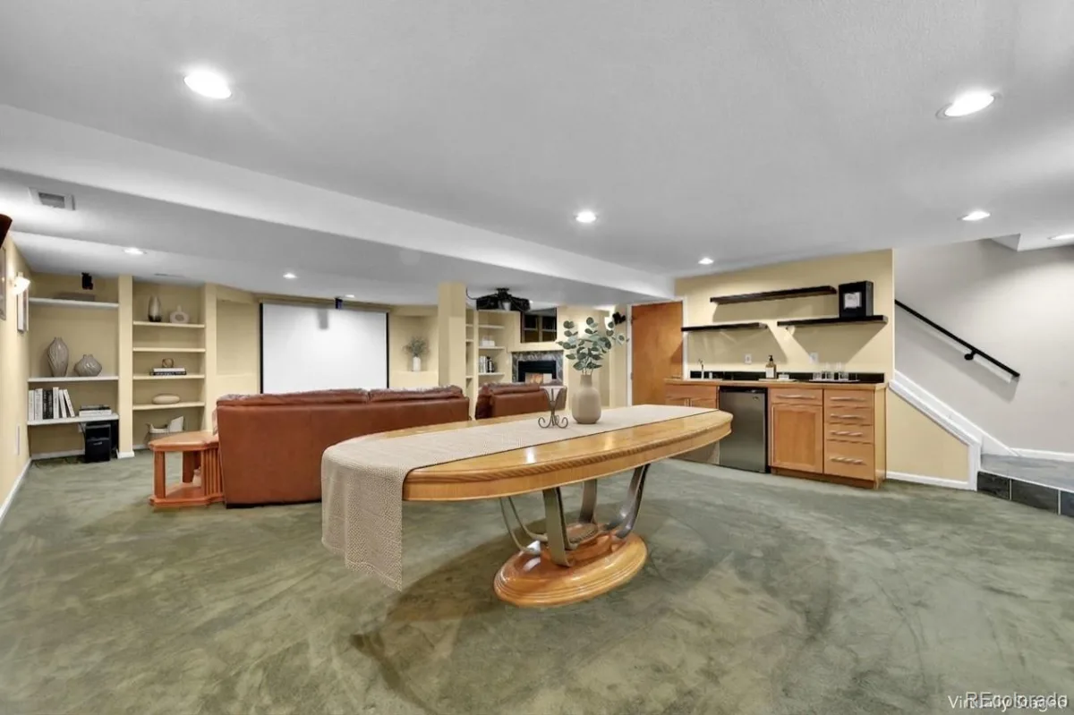 8122 Ammons Way Arvada CO 80005 MLS #REC8885454 06272026052155 1200 22