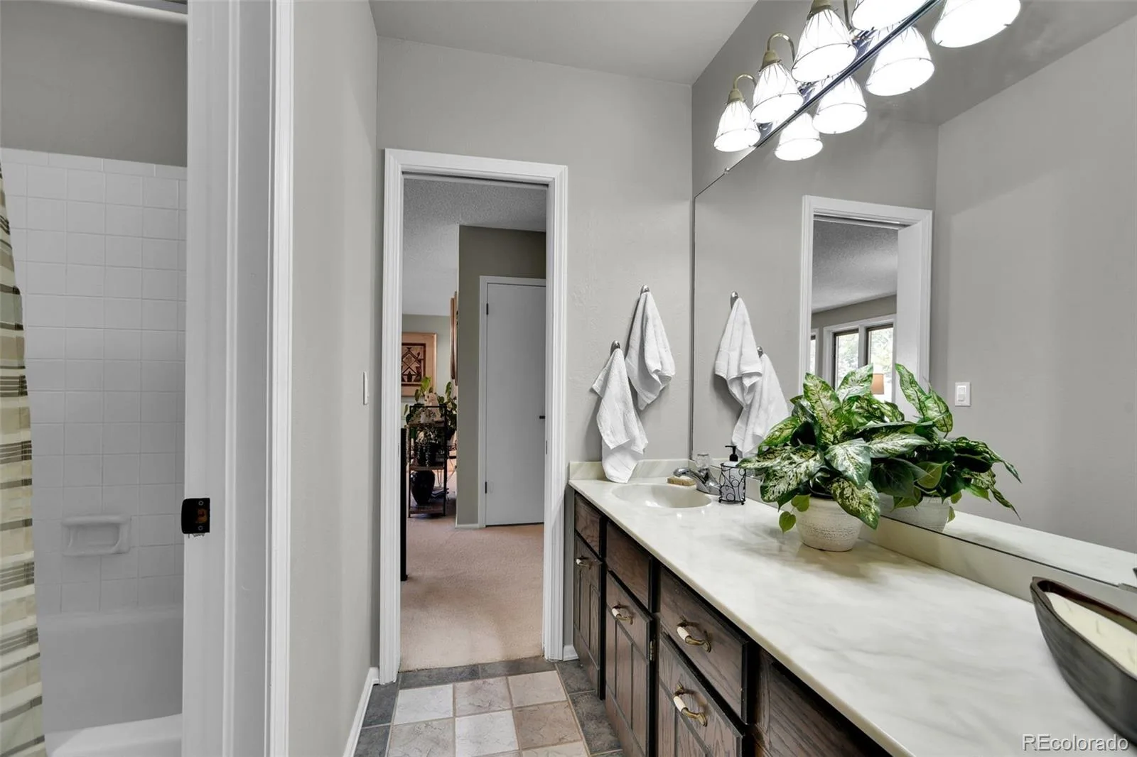 8122 Ammons Way Arvada CO 80005 MLS #REC8885454 06272026052155 1600 17