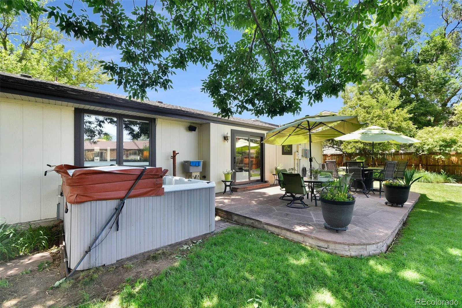 8122 Ammons Way Arvada CO 80005 MLS #REC8885454 06272026052155 1600 35