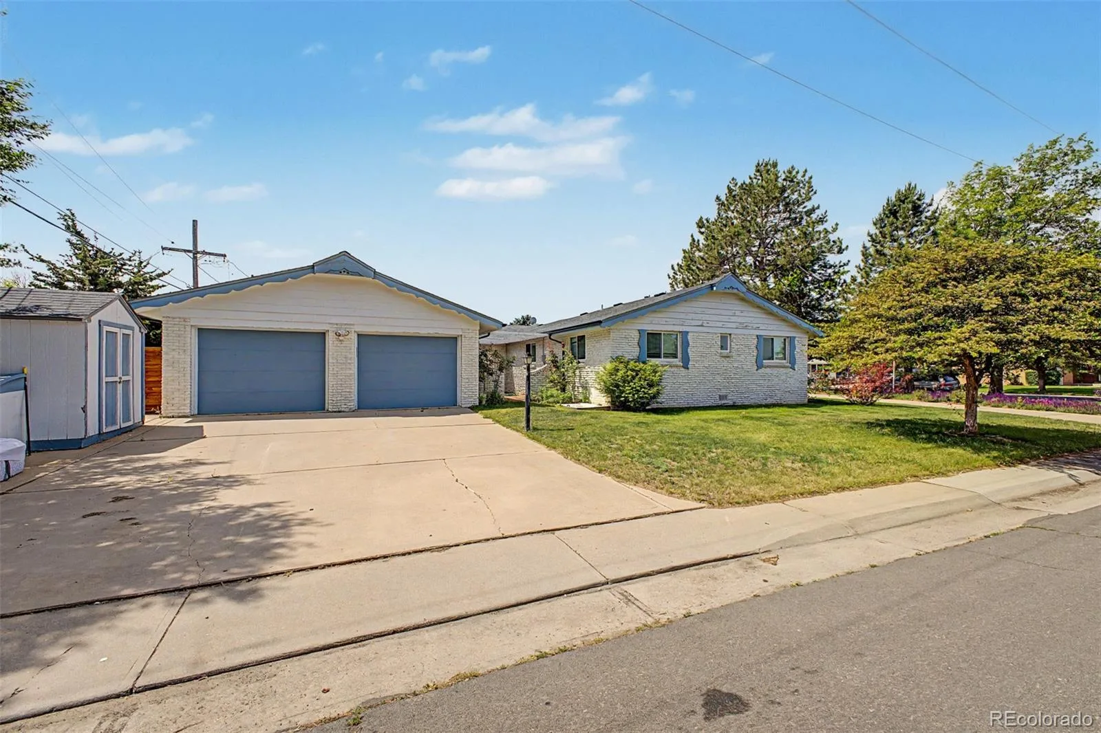 520 Iola Street Aurora CO 80010 MLS #REC8887430 06112026204246 1600 1