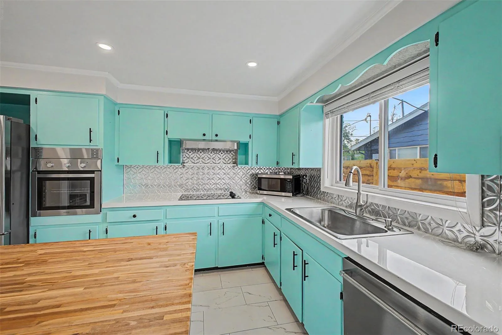 520 Iola Street Aurora CO 80010 MLS #REC8887430 06112026204246 1600 14