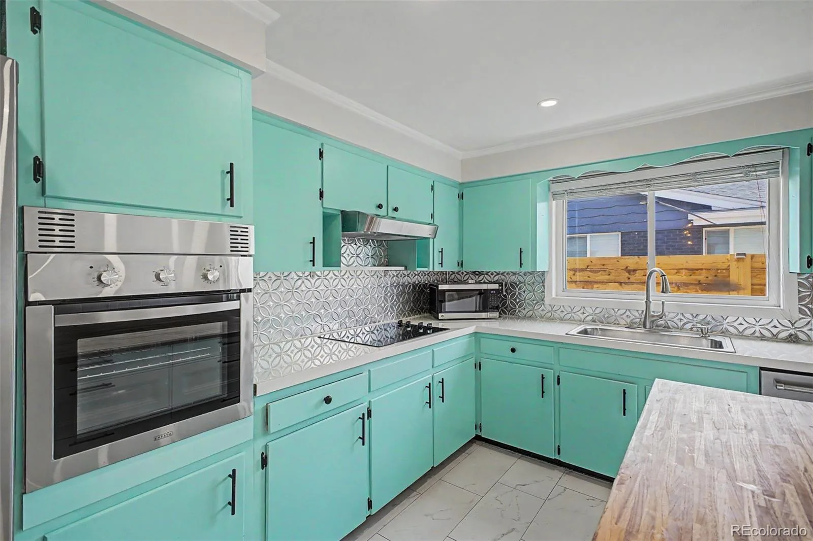 520 Iola Street Aurora CO 80010 MLS #REC8887430 06112026204246 1600 16