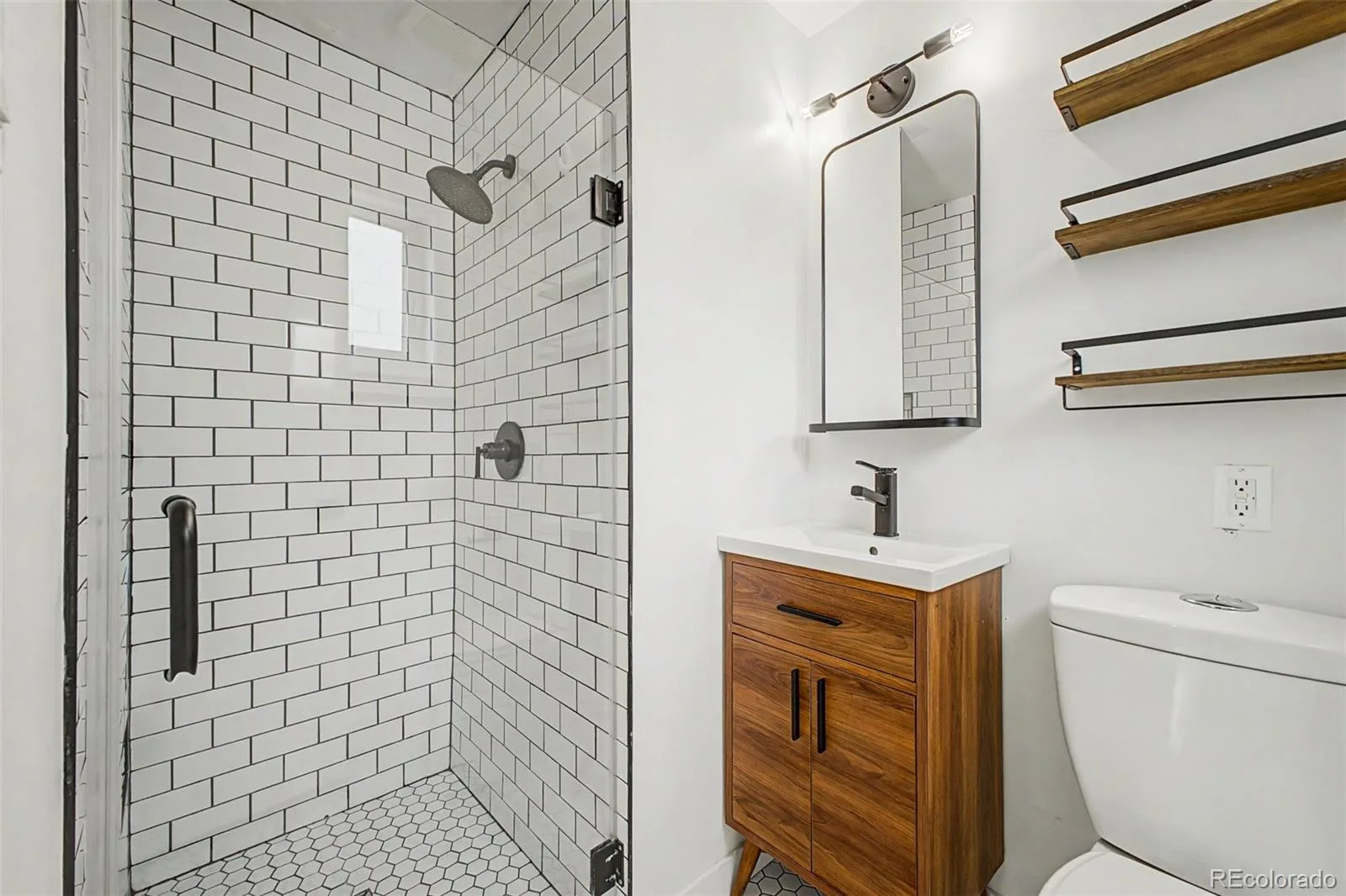 520 Iola Street Aurora CO 80010 MLS #REC8887430 06112026204246 1600 21