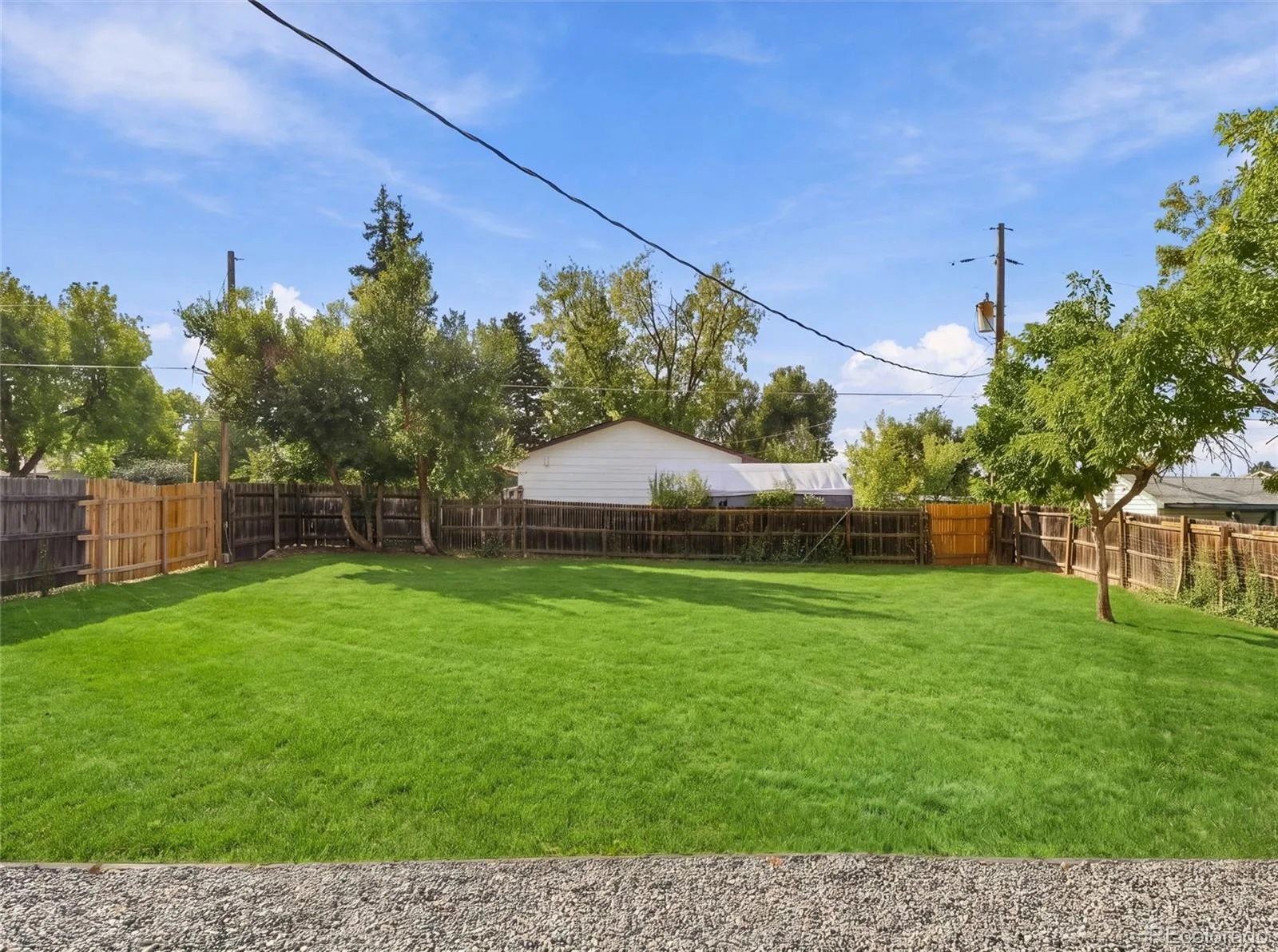 1221 Norfolk Street Aurora CO 80011 | MLS #REC8888858 10172026015233 1600 27