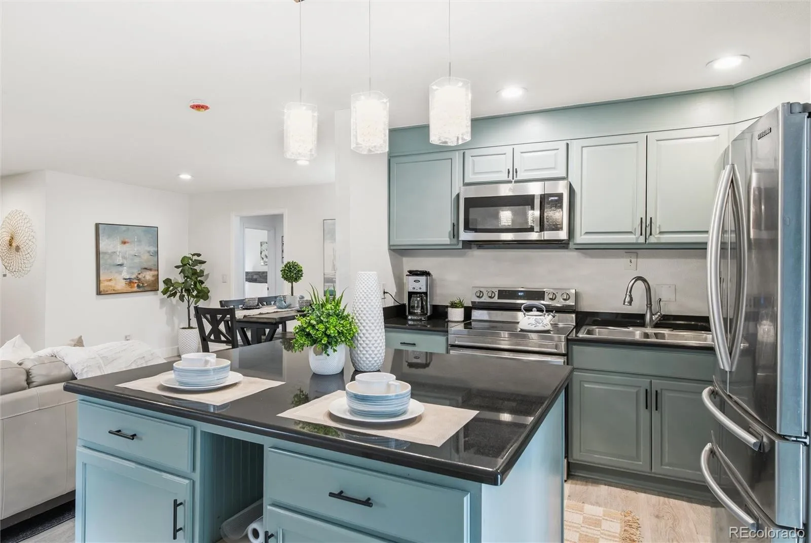 3759 S Fairplay Way Aurora CO 80014 MLS #REC8890007 05142026212827 1600 2