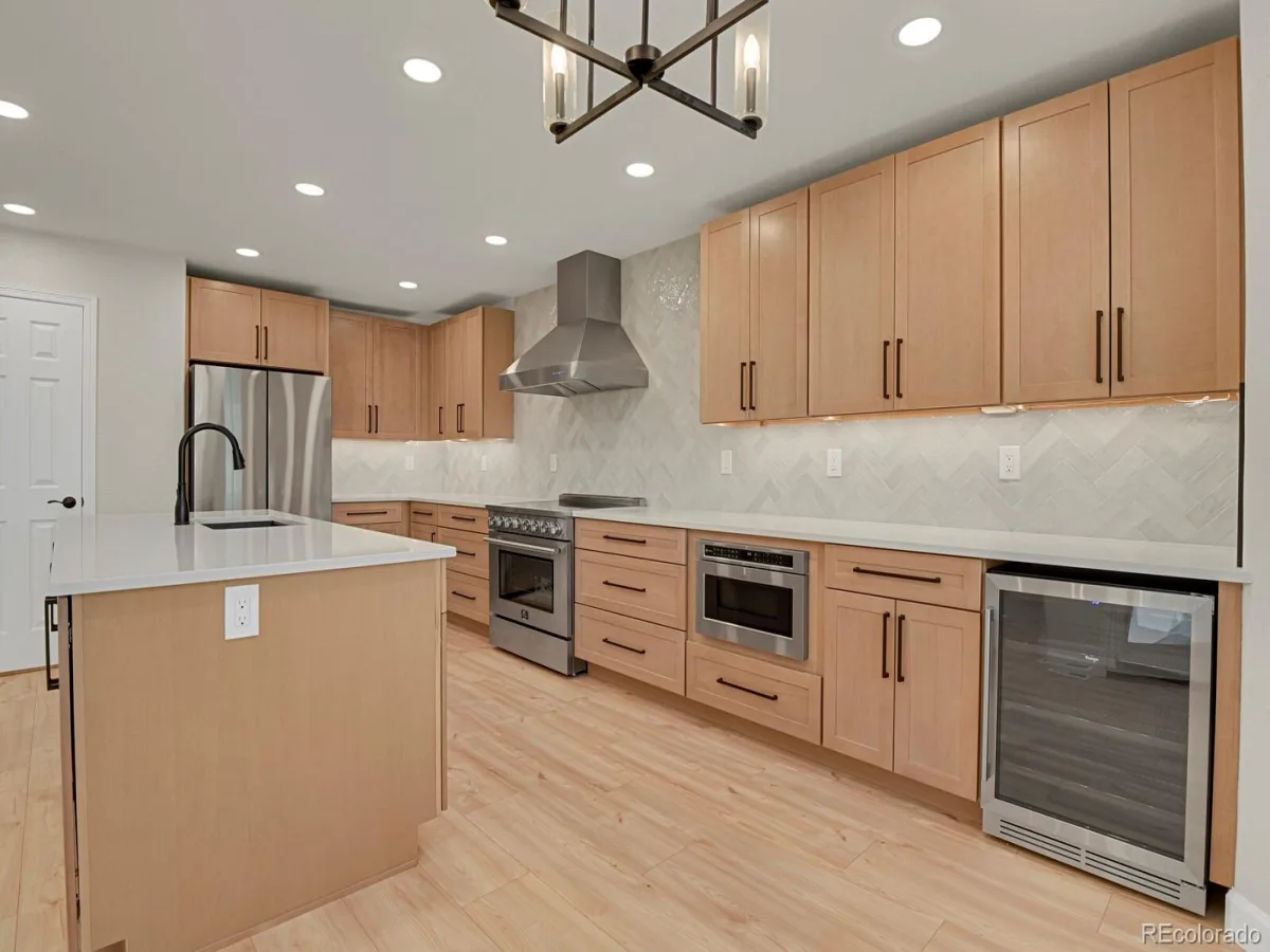 9267 S Cedar Hill Way Lone Tree CO 80124 | MLS #REC8891382 08112026194314 1200 14