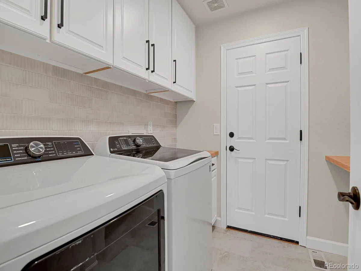 9267 S Cedar Hill Way Lone Tree CO 80124 | MLS #REC8891382 08112026194314 1200 22