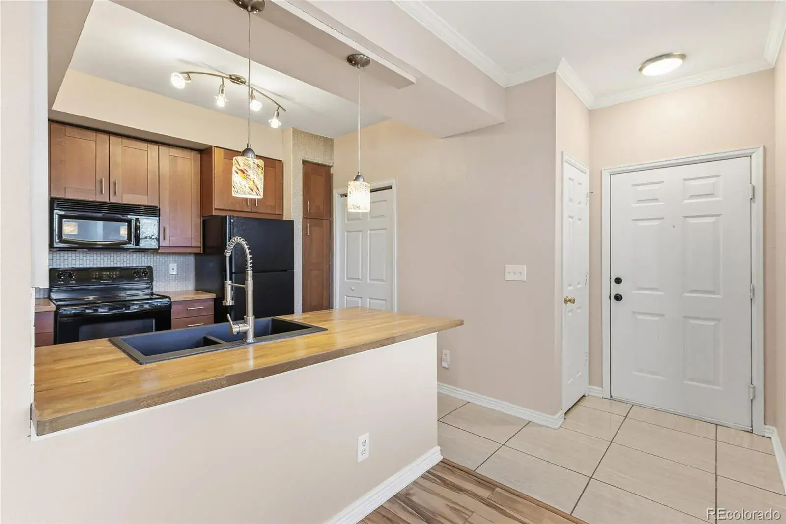 12766 Ironstone Way #201 Parker CO 80134 | MLS #REC8893056 12312025032106 1600 11