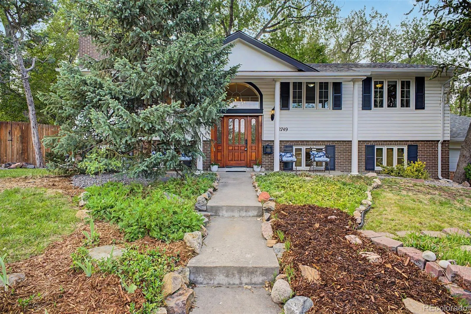 2749 Simms Street Lakewood CO 80215 MLS #REC8893071 05142026005133 1600 0