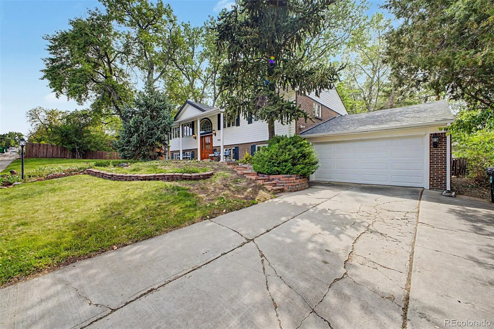 2749 Simms Street Lakewood CO 80215 MLS #REC8893071 05142026005133 1600 2