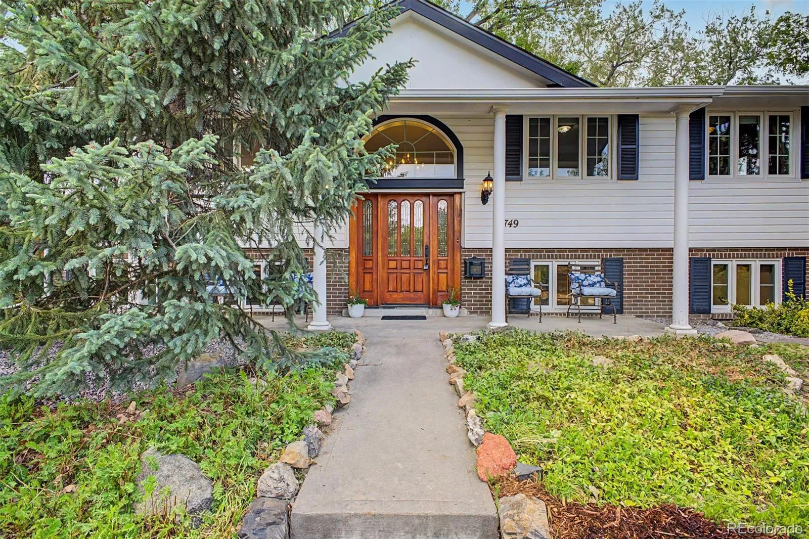 2749 Simms Street Lakewood CO 80215 MLS #REC8893071 05142026005133 1600 3
