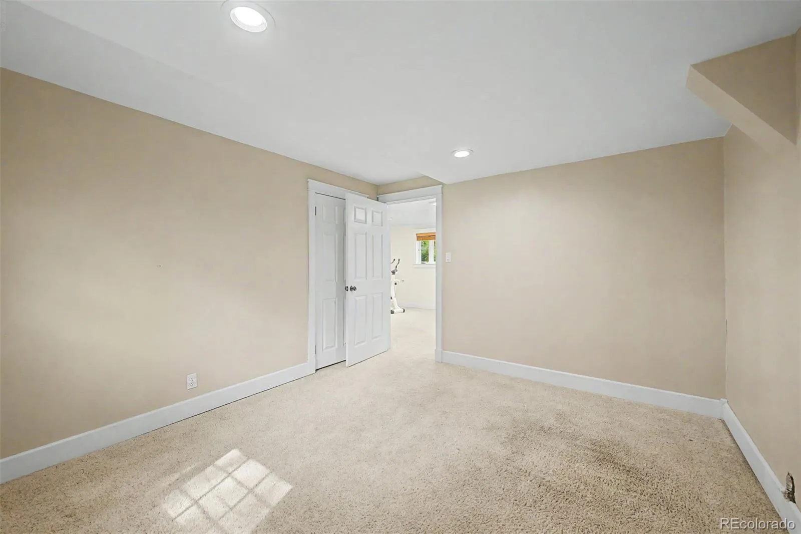 2749 Simms Street Lakewood CO 80215 MLS #REC8893071 05142026005133 1600 30