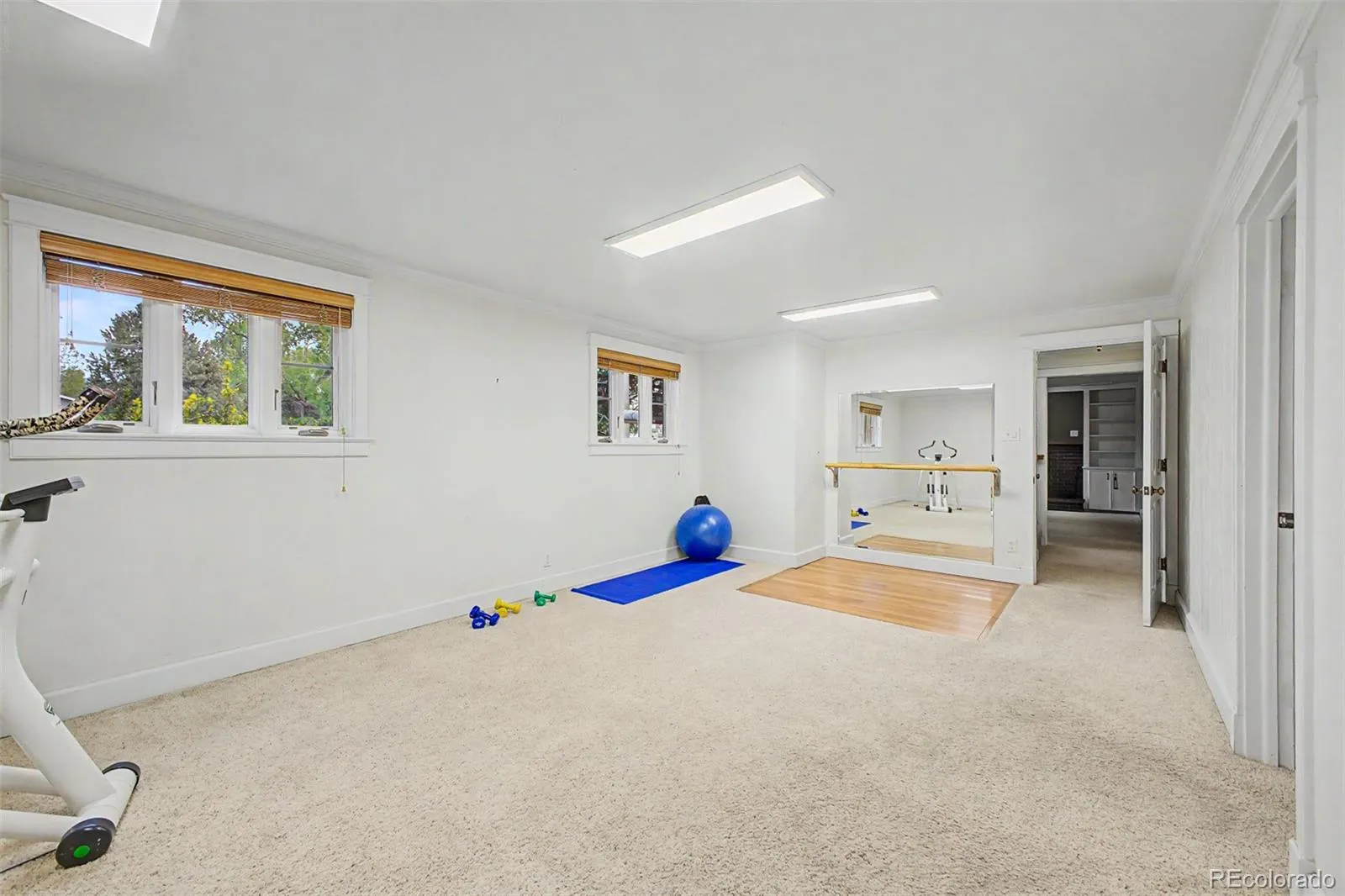 2749 Simms Street Lakewood CO 80215 MLS #REC8893071 05142026005133 1600 32