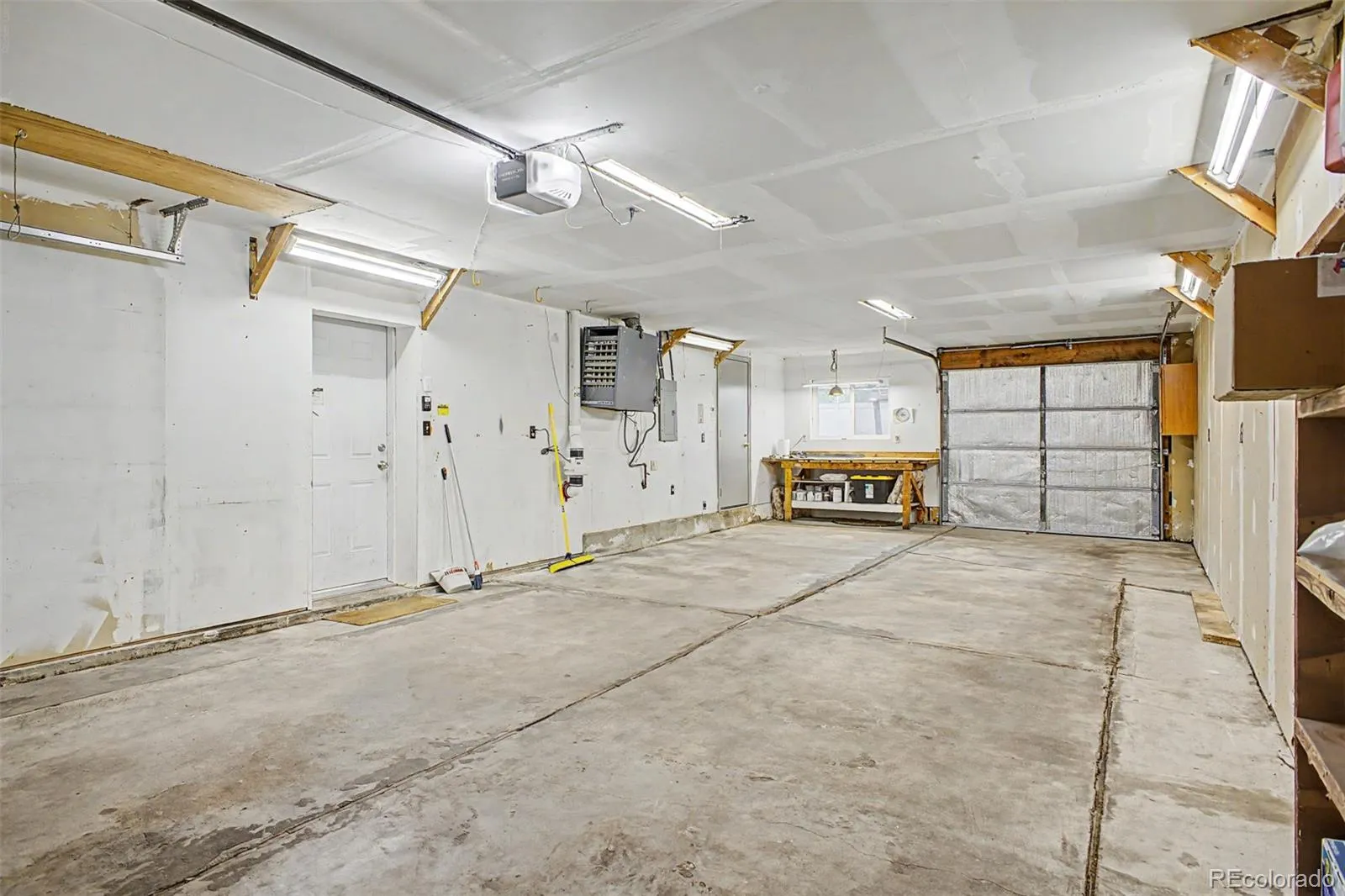 2749 Simms Street Lakewood CO 80215 MLS #REC8893071 05142026005133 1600 35