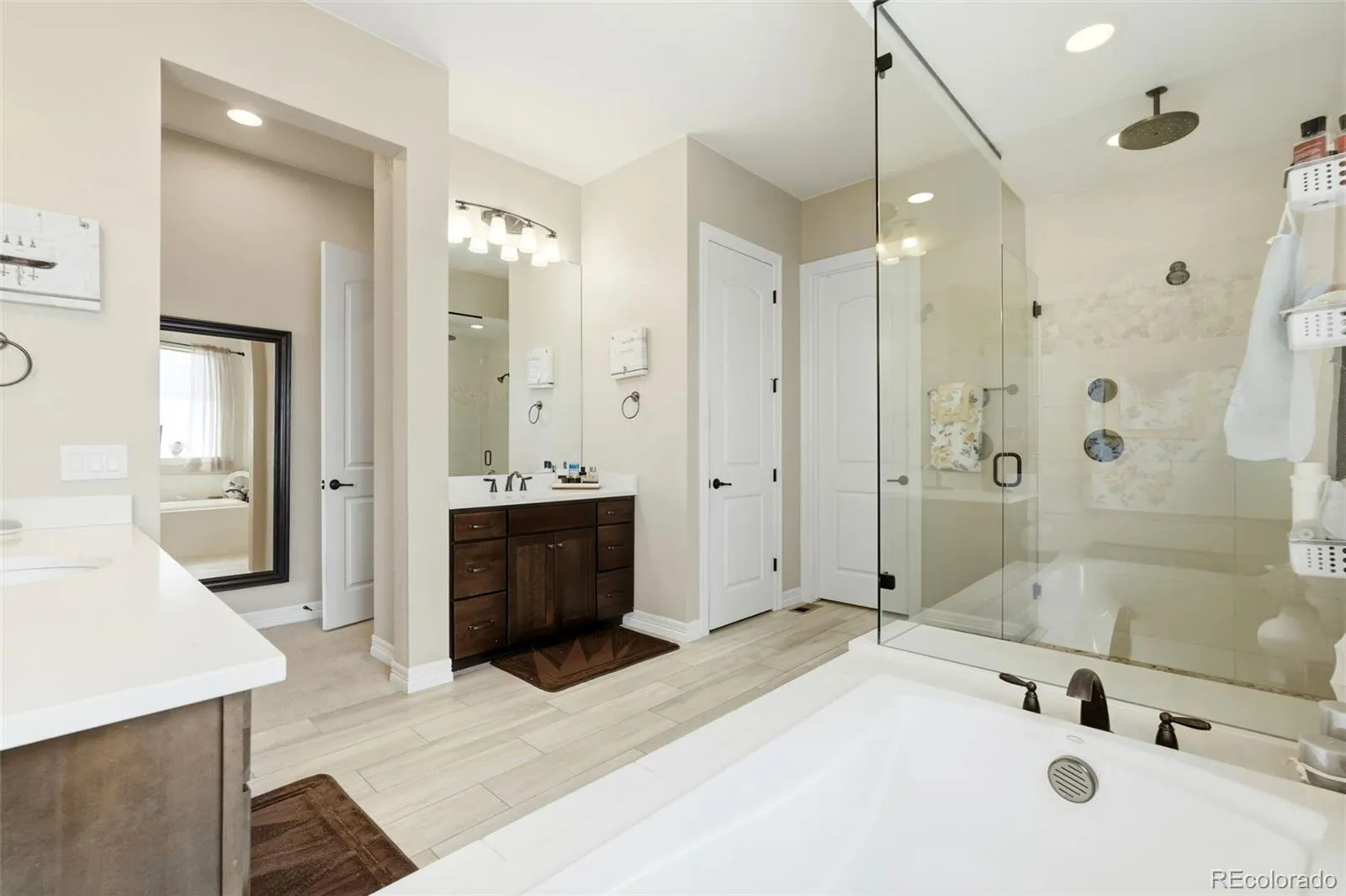 8641 S De Gaulle Court Aurora CO 80016 MLS #REC8896848 05112026161500 1600 20
