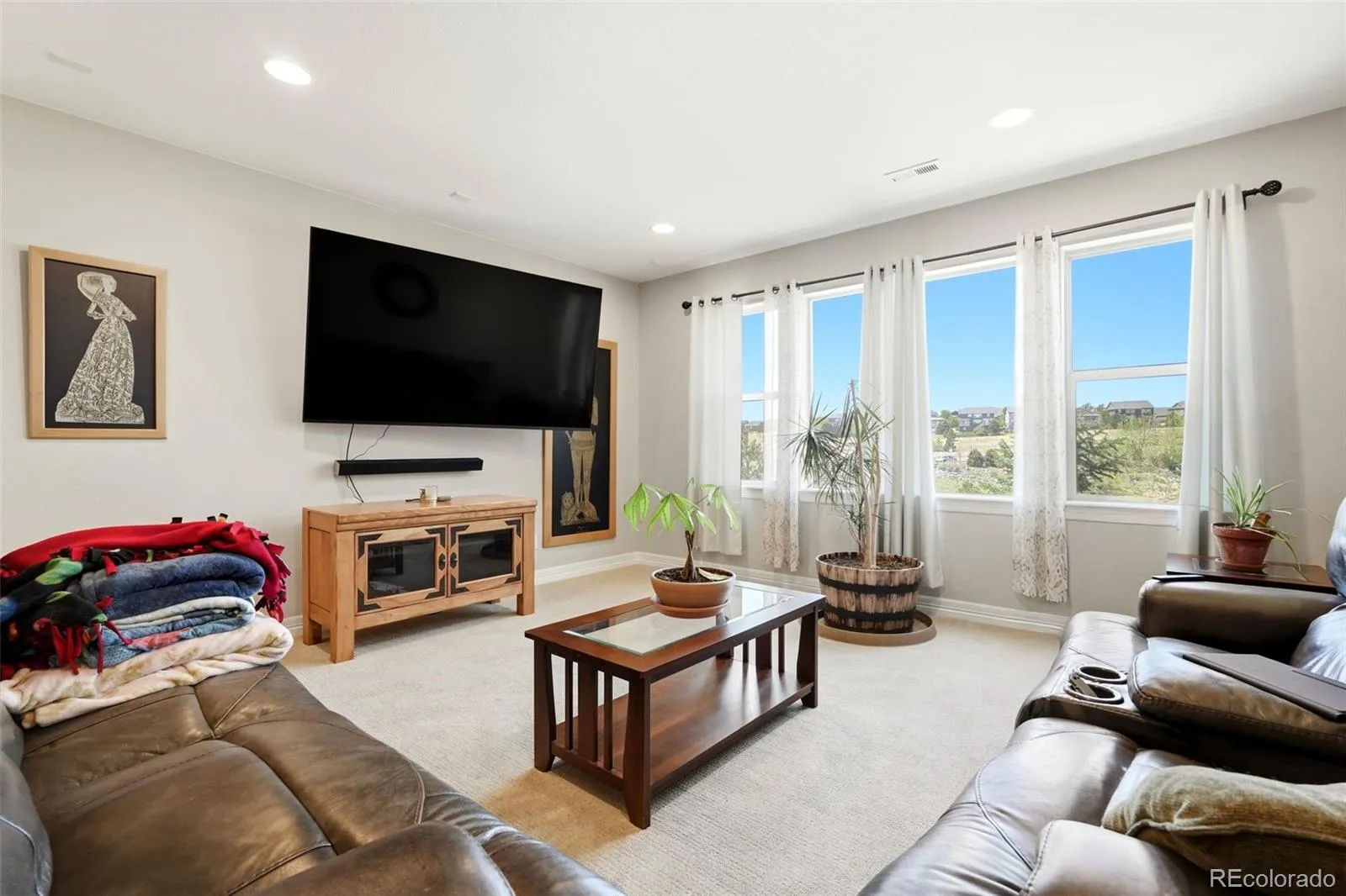 8641 S De Gaulle Court Aurora CO 80016 MLS #REC8896848 05112026161500 1600 29