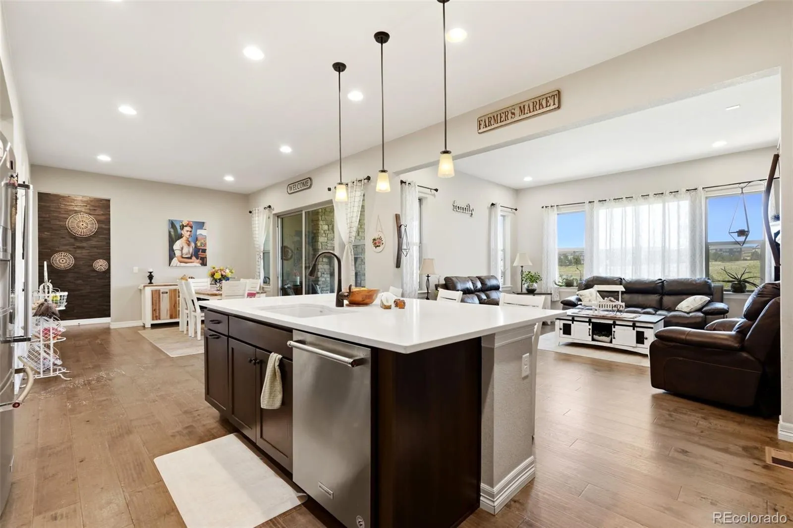 8641 S De Gaulle Court Aurora CO 80016 MLS #REC8896848 05112026161500 1600 3