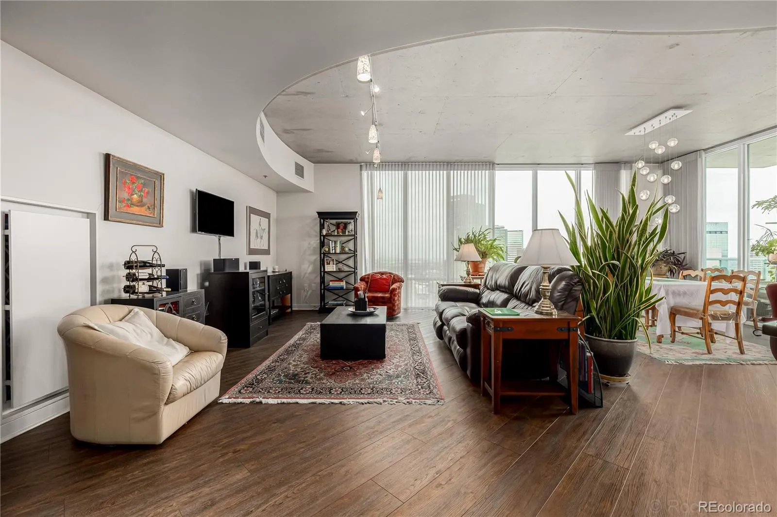 04072026180729 1600 15