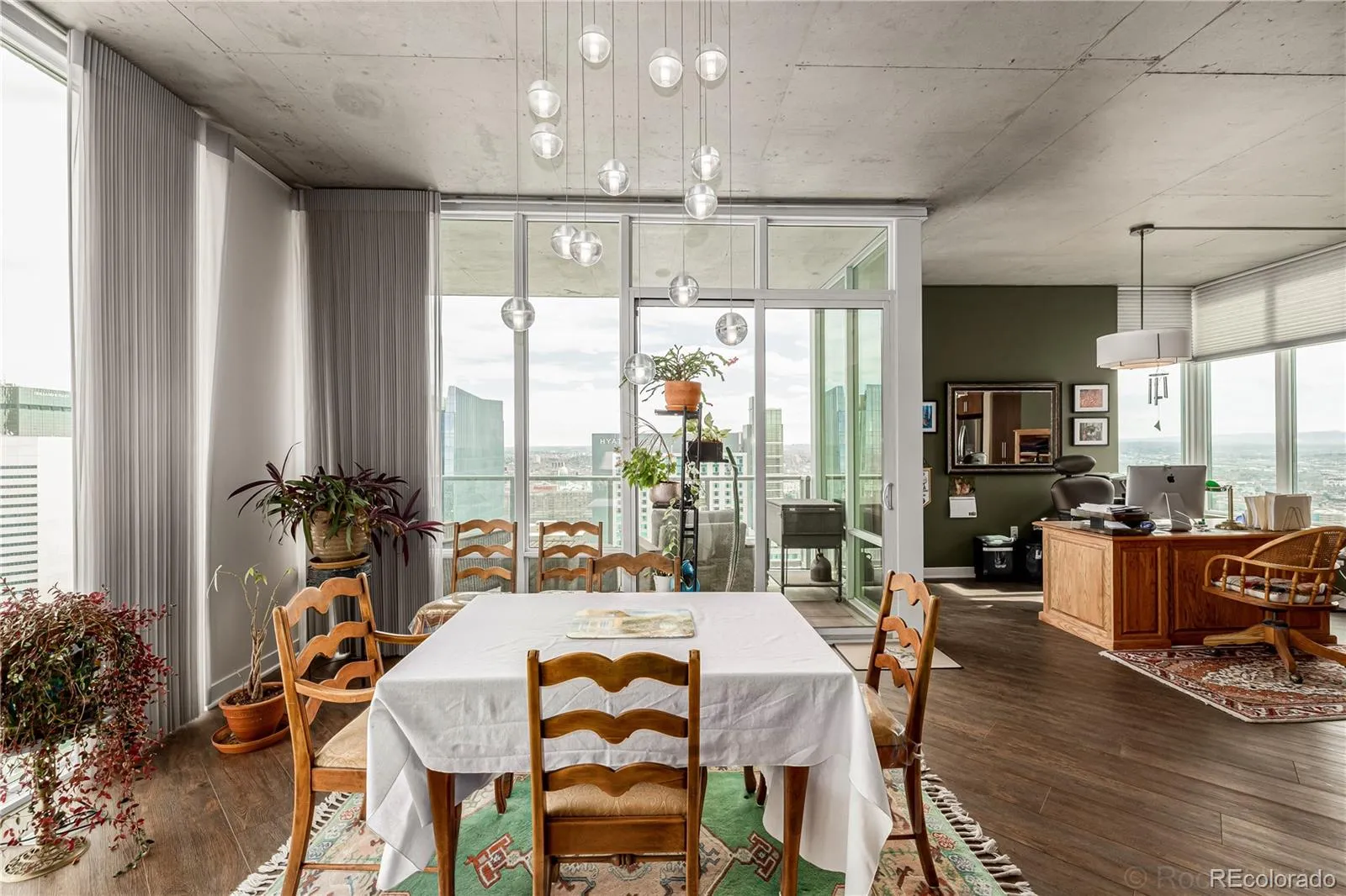 04072026180729 1600 17