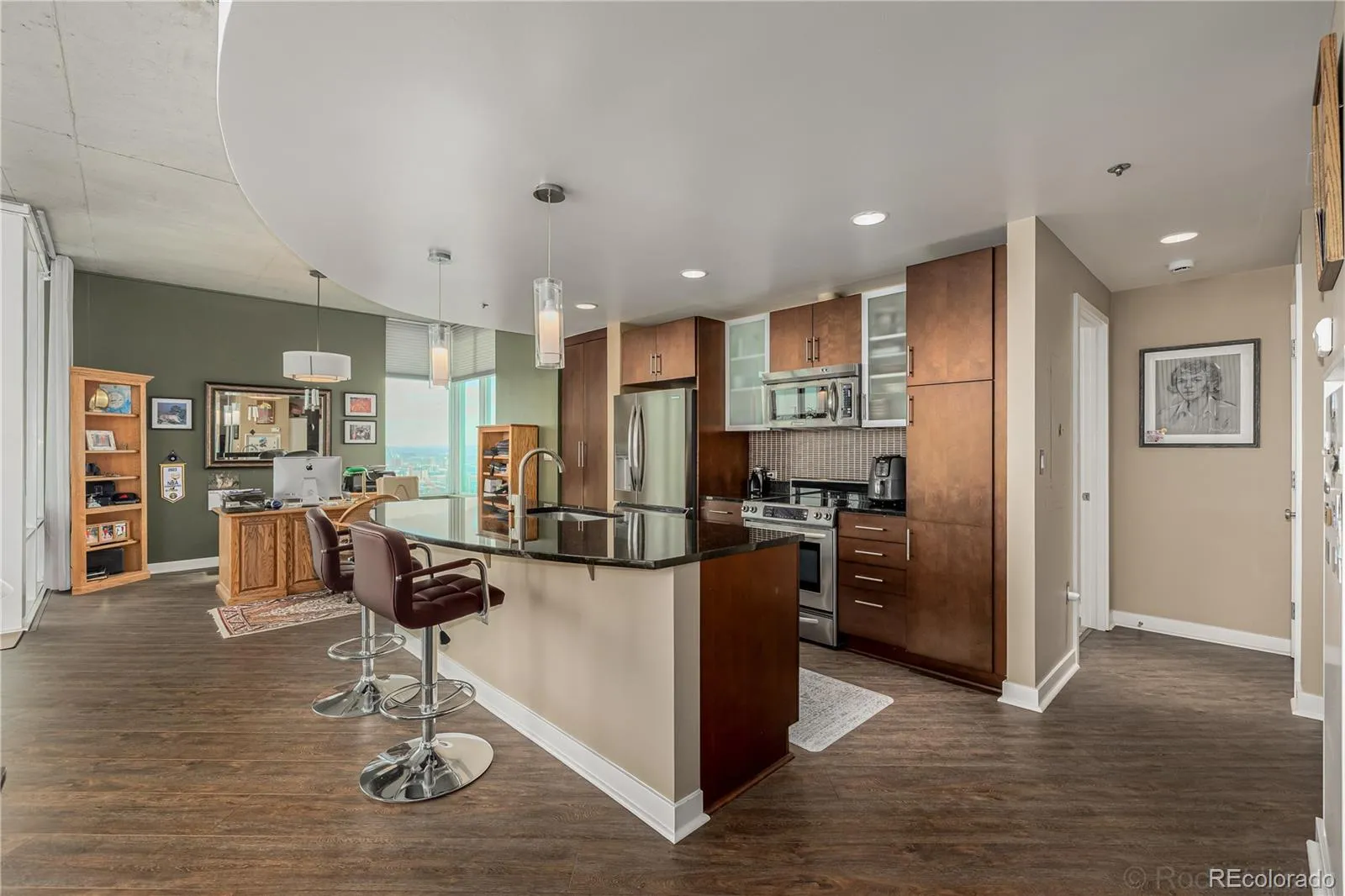 04072026180729 1600 21