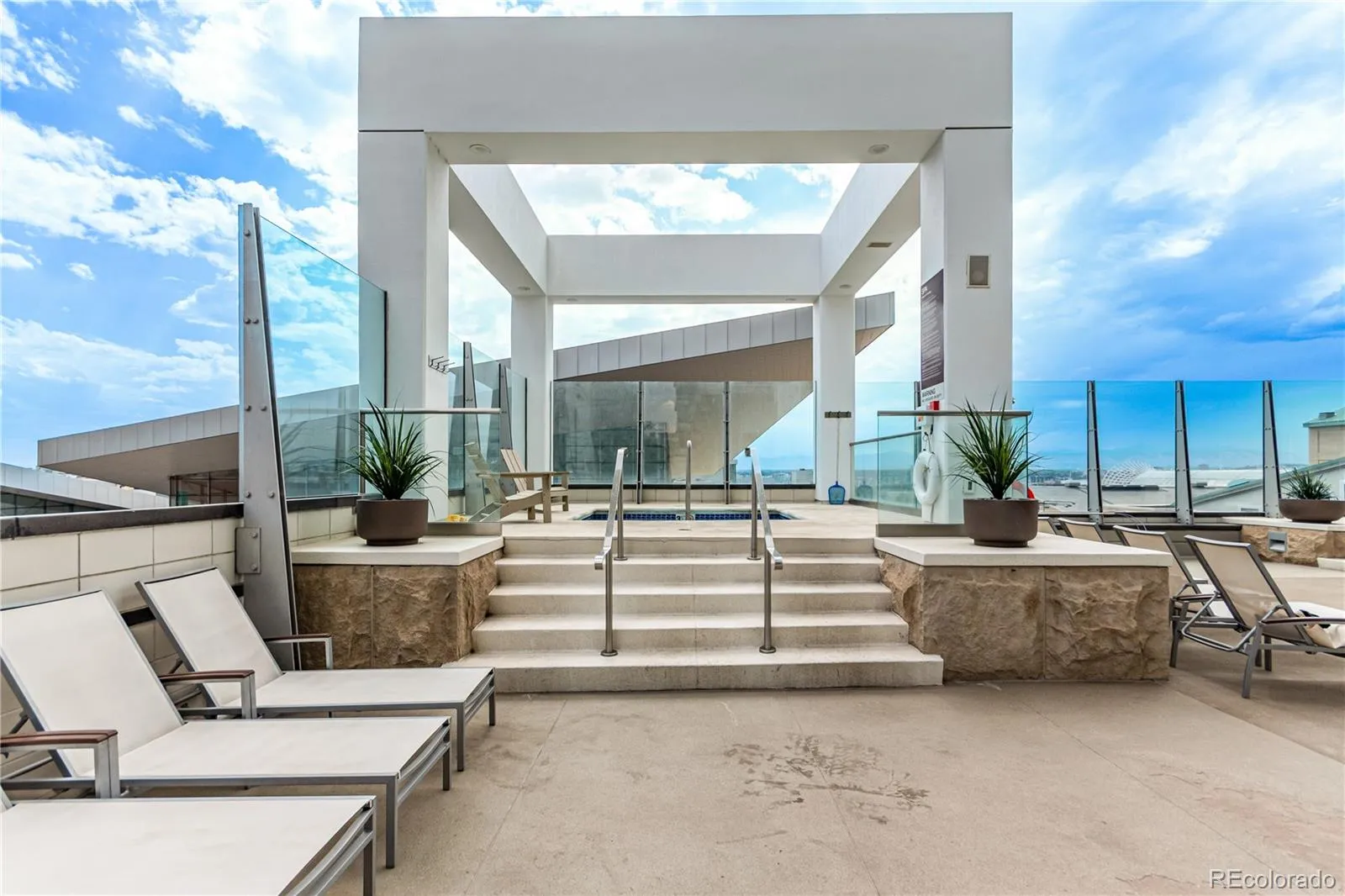 04072026180729 1600 31