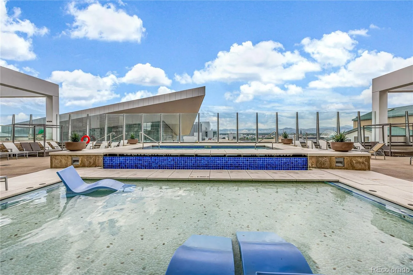 04072026180729 1600 33