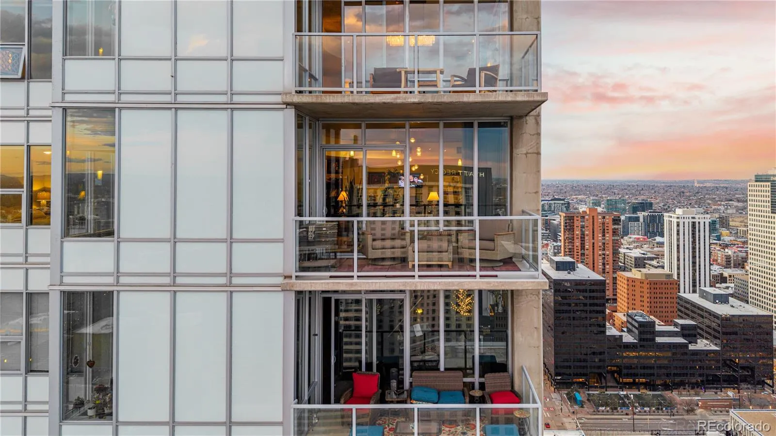 04072026180729 1600 7