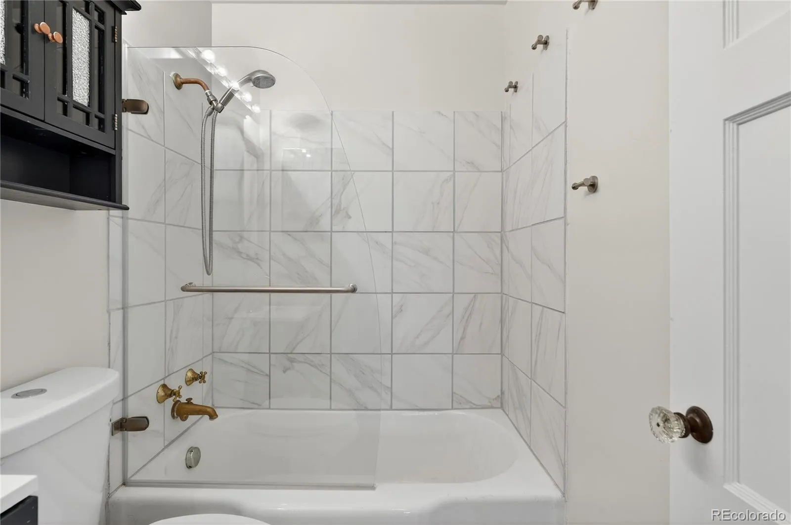 04202026172208 1600 12