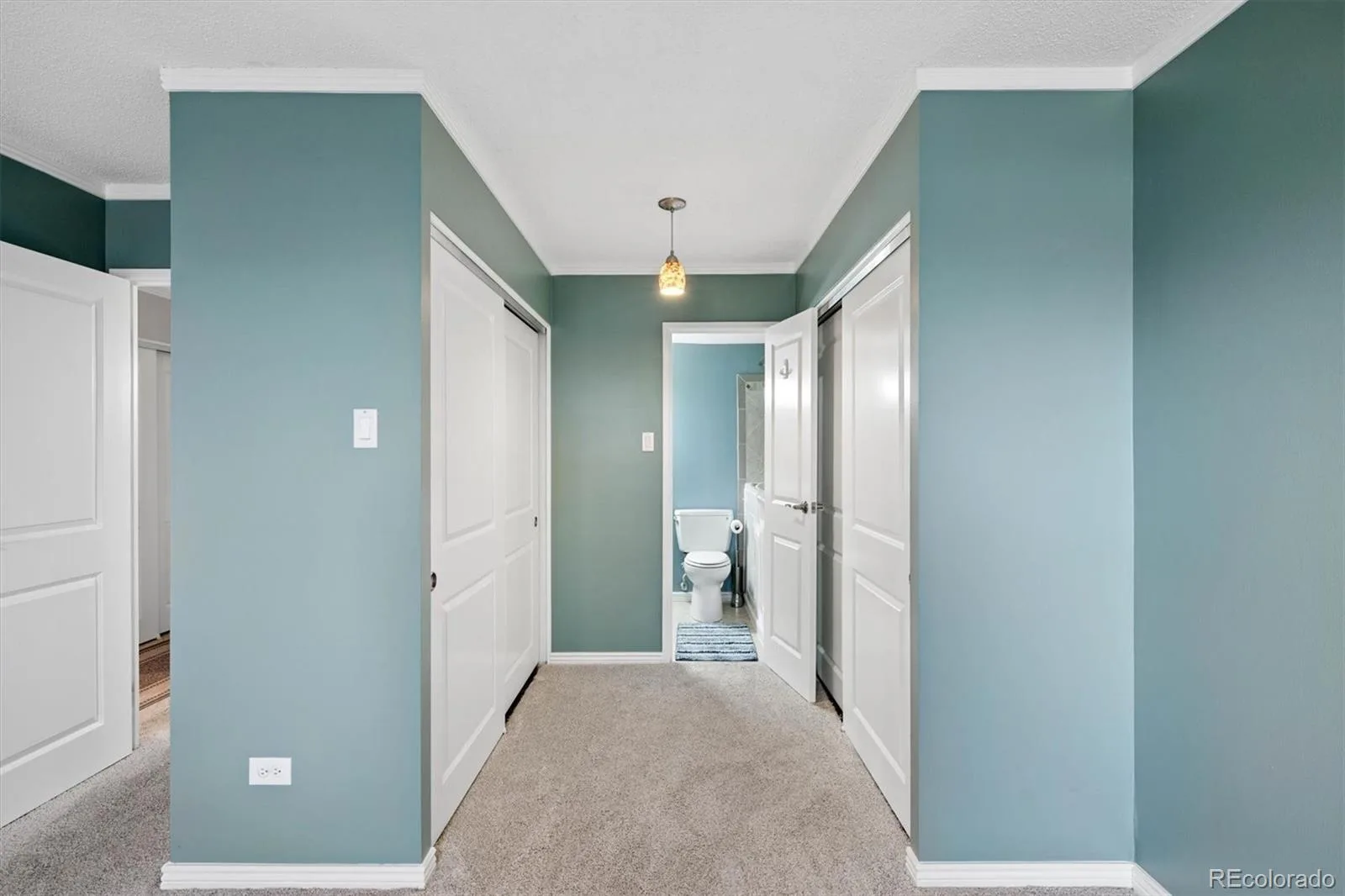 690 S Alton Way #6C Denver CO 80247 | MLS #REC8904634 09232026012009 1600 15