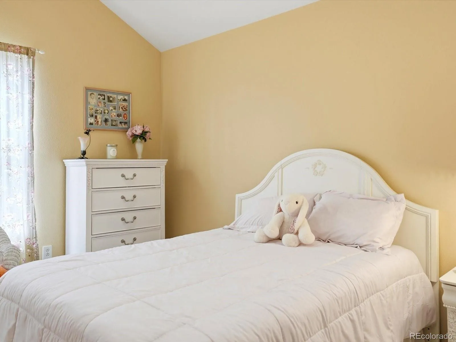9698 W Chatfield Avenue #G Littleton CO 80128 MLS #REC8906895 05072026190723 1600 24