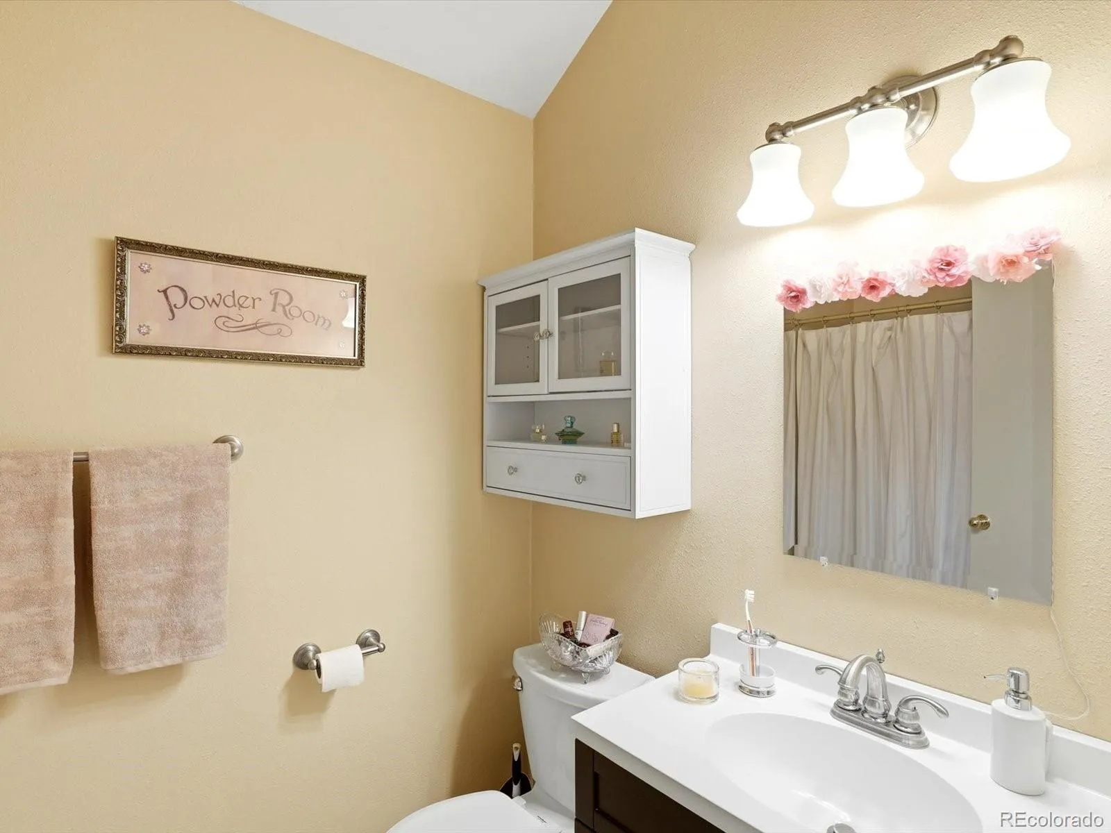 9698 W Chatfield Avenue #G Littleton CO 80128 MLS #REC8906895 05072026190723 1600 27