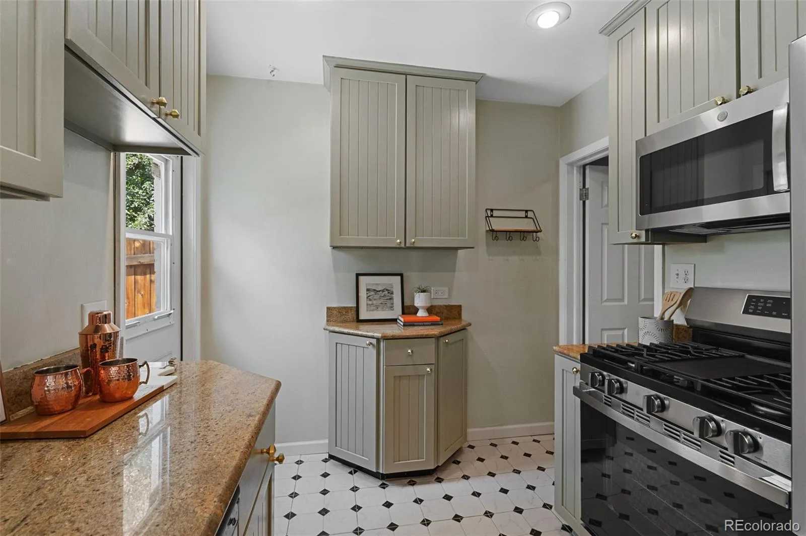 3067 S Downing Street Englewood CO 80113 | MLS #REC8908041 08092026184356 1600 10