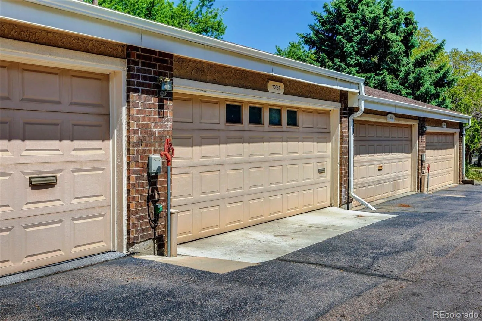 7005 E Girard Avenue #A Denver CO 80224 MLS #REC8908545 05132026042336 1600 33